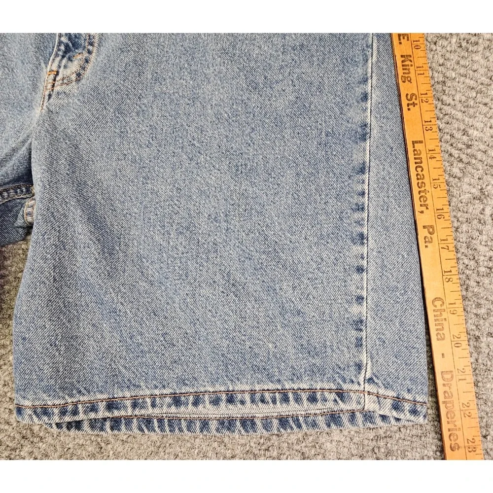 Vtg Levis 550 Relaxed Fit Mens Denim Shorts Light Wash Blue Size 42 100% Cotton